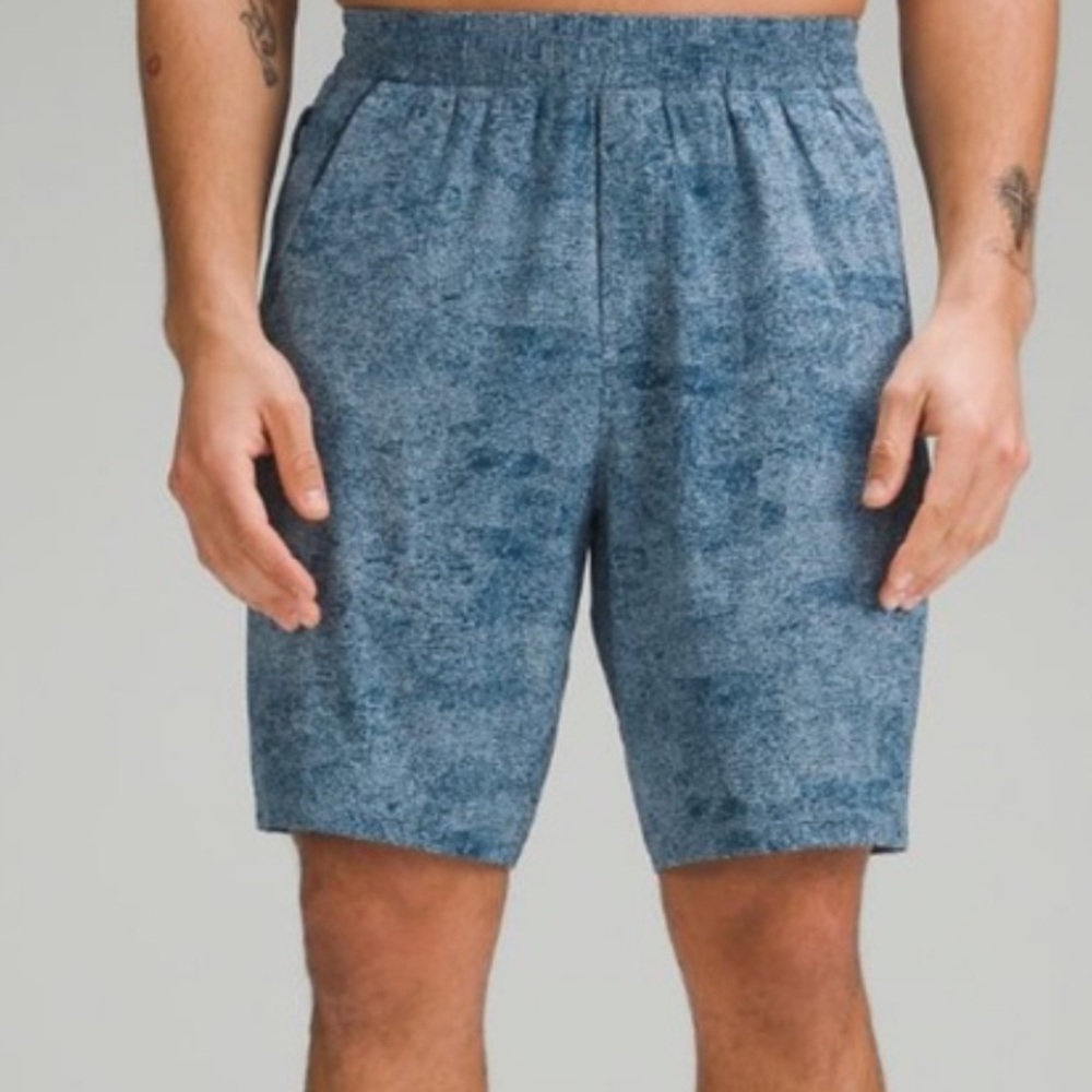 Lululemon Pace Breaker Shorts Blue Speckled Large